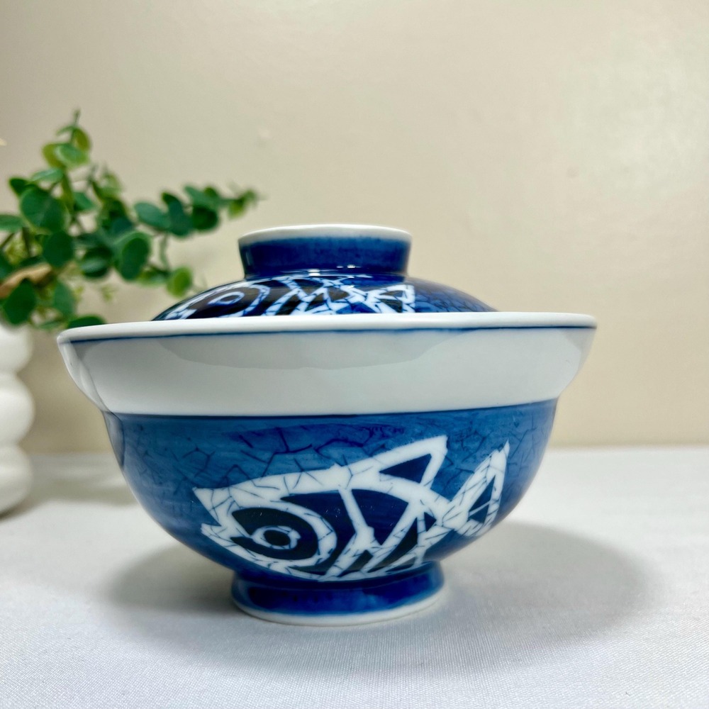 Vintage Japanese Sakana Fish Porcelain Rice Bowl - Picture 3 of 10